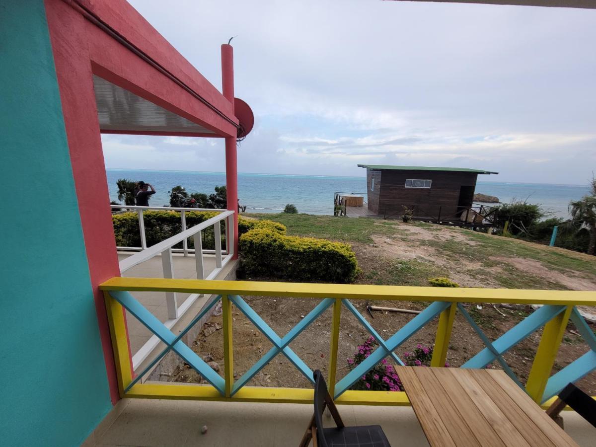 321 Surprise Beach House And Glamping Archibolds Kültér fotó
