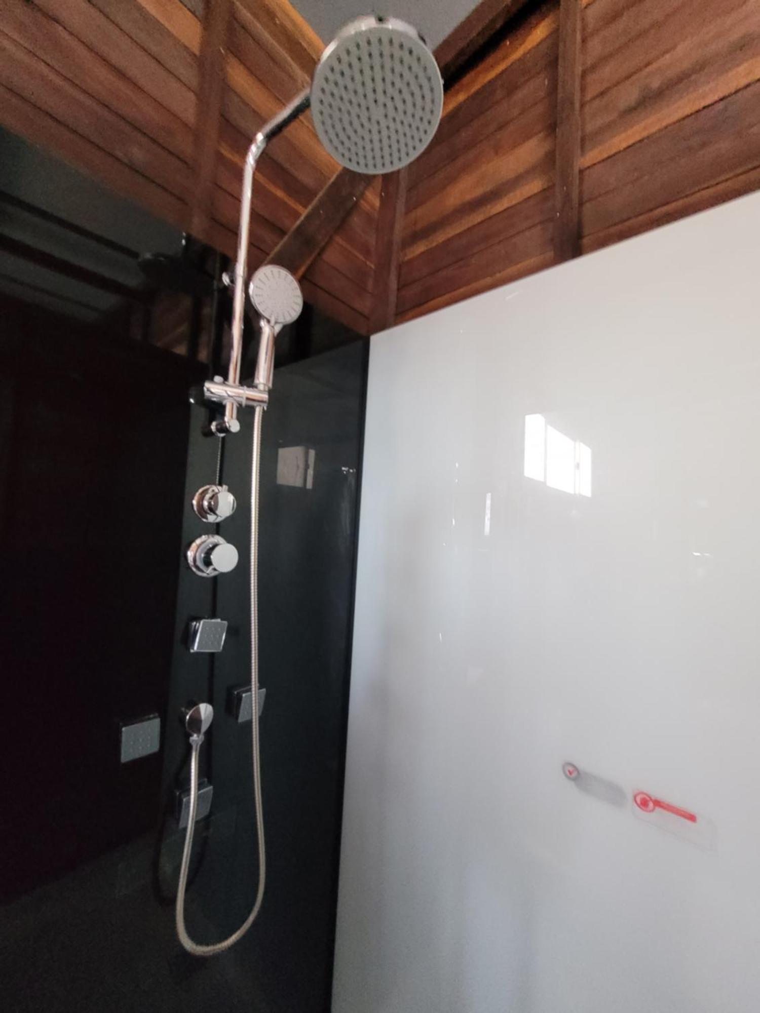 321 Surprise Beach House And Glamping Archibolds Kültér fotó