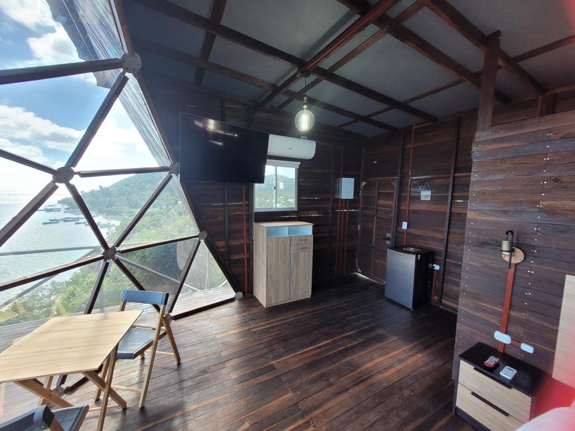 321 Surprise Beach House And Glamping Archibolds Szoba fotó